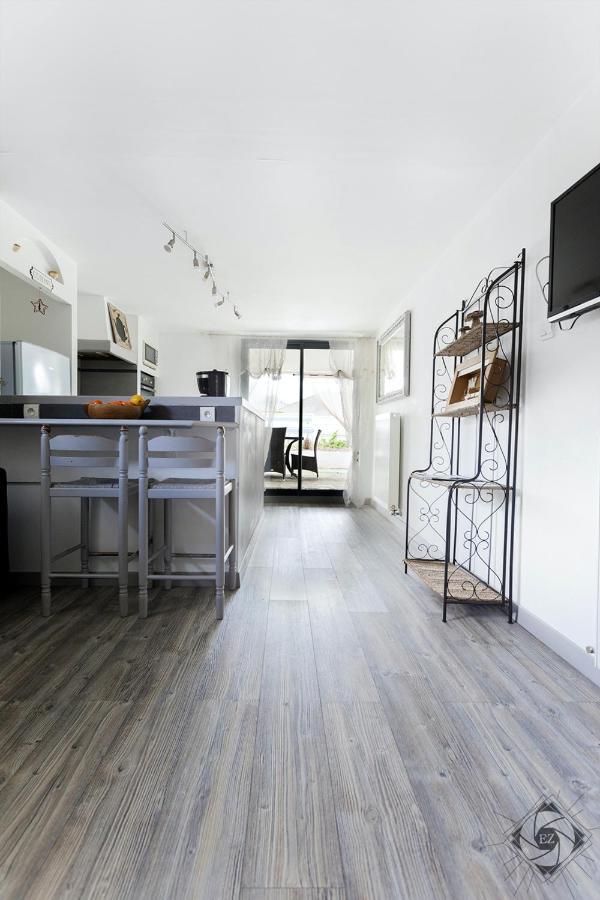 Appartement Lumineux A Voreppe Avec Piscine Exteriér fotografie