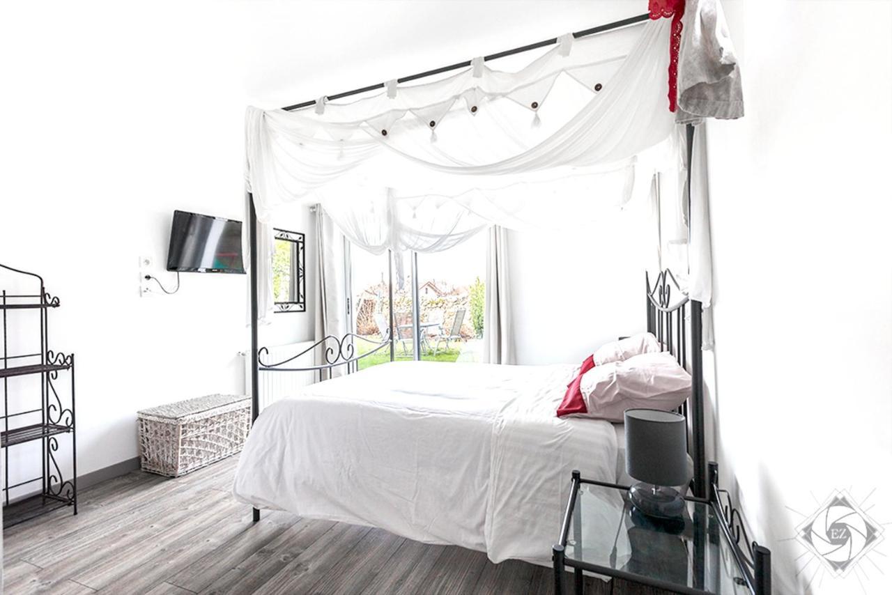 Appartement Lumineux A Voreppe Avec Piscine Exteriér fotografie